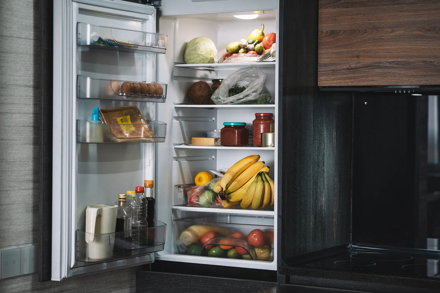 FRIDGES & FREEZERS