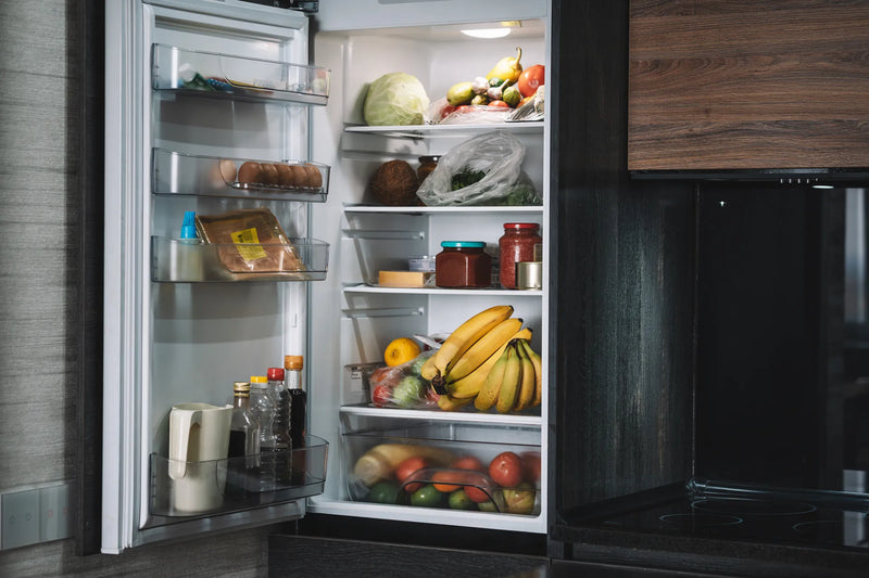 FRIDGES & FREEZERS